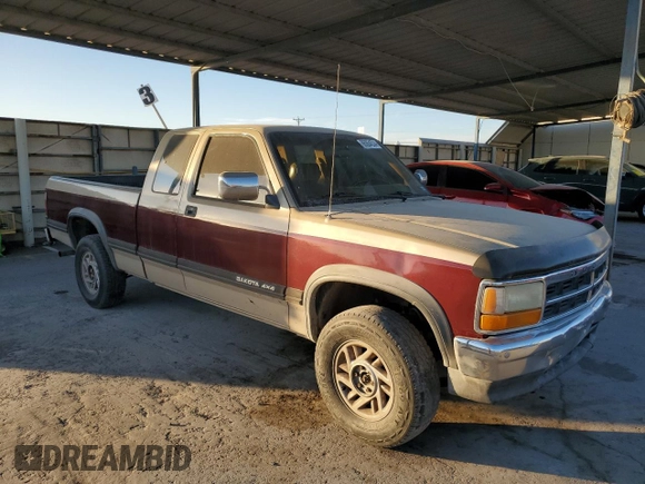 1993 Dodge Dakota z VIN 1B7GG23Y1PS228983, wystawiony jako Copart lot #86064534 z przebiegiem 237 006 mil mil oraz Szkoda całkowita • Salvage title. Historia ofert i sprzedaży dostępna na DreamBid. Obrazek 4.