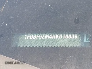 2017 Ford Transit z VIN 1FDBF9ZM4HKB18839, wystawiony jako IAAI lot #41619595 z przebiegiem 167 754 mil mil oraz . Historia ofert i sprzedaży dostępna na DreamBid. Obrazek 9.