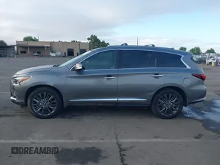 2019 Infiniti QX60 Pure z VIN 5N1DL0MN7KC522605, wystawiony jako IAAI lot #42257708 z przebiegiem 60 357 mil mil oraz . Historia ofert i sprzedaży dostępna na DreamBid. Obrazek 14.