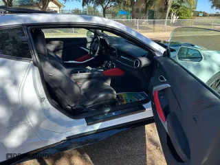 2022 Chevrolet Camaro ZL1 with VIN 1G1FK1R61N0129527, listed as a Copart auction lot 88288895 with 19,037 mi miles and Clean Title. Bid and sale history available at carsss.com. Image 5.