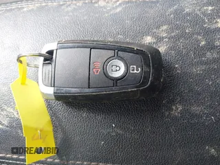 2020 Ford Escape SE z VIN 1FMCU9G65LUA09107, wystawiony jako IAAI lot #41967725 z przebiegiem 131 177 mil mil oraz . Historia ofert i sprzedaży dostępna na DreamBid. Obrazek 11.