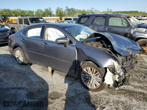 2013 Lexus ES 4dr Sdn with VIN JTHBK1GG0D2031883, listed as a Copart auction lot 52130815 with 203,769 mi miles and Salvage Title. Bid and sale history available at carsss.com. Image 4.