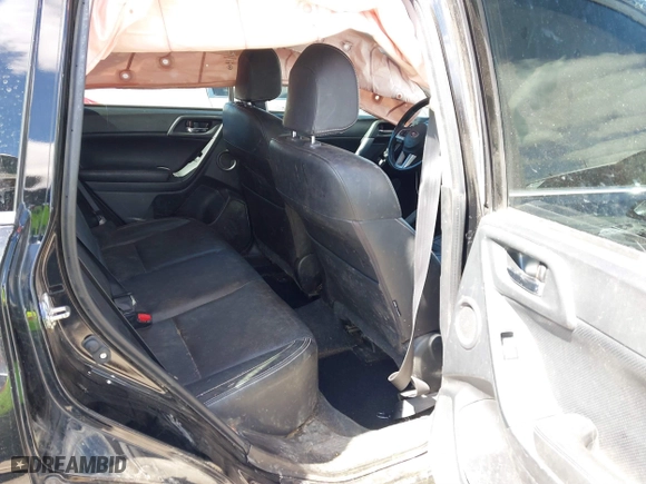 2018 Subaru Forester Limited with VIN JF2SJALC4JH473678, listed as a IAAI auction lot 41827125 with 118,365 mi miles. Bid and sale history available at carsss.com. Image 8.