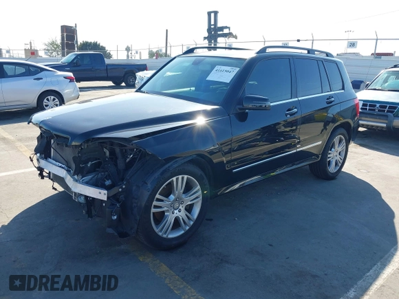 2015 Mercedes-Benz GLK with VIN WDCGG8JB8FG408944, listed as a IAAI auction lot 41615047 with 97,152 mi miles. Bid and sale history available at carsss.com. Image 2.
