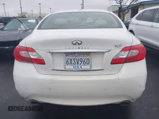 2013 Infiniti M with VIN JN1BY1AP2DM510953, listed as a IAAI auction lot 42157597 with 71,175 mi miles and . Bid and sale history available at DreamBid. Image 16.