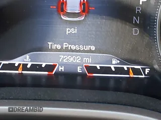 2018 Jeep Cherokee Limited с VIN 1C4PJLDB8JD563185, выставлен на аукционе IAAI как лот 41997900 с пробегом 72 902 миль миль и . История ставок и продаж доступна на DreamBid. Изображение 15.