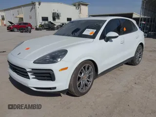 2019 Porsche Cayenne S z VIN WP1AB2AY7KDA64786, wystawiony jako IAAI lot #41827520 z przebiegiem 75 785 mil mil oraz . Historia ofert i sprzedaży dostępna na DreamBid. Obrazek 2.