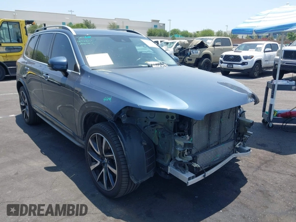 2019 Volvo XC90 Momentum с VIN YV4A22PKXK1441050, выставлен на аукционе IAAI как лот 42555612 с пробегом 67 864 миль миль и . История ставок и продаж доступна на DreamBid. Изображение 14.
