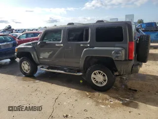 2009 Hummer H3 SUV Luxury with VIN 5GTEN13E098101728, listed as a Copart auction lot 87084234 with 284,893 mi miles and Salvage Title. Bid and sale history available at carsss.com. Image 2.