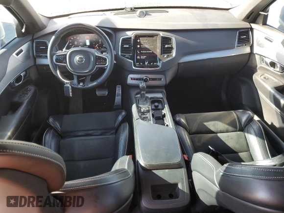 2018 Volvo XC90 R-Design with VIN YV4102KM9J1206572, listed as a Copart auction lot 77208914 with 66,331 mi miles and Non Repairable. Bid and sale history available at DreamBid. Image 8.
