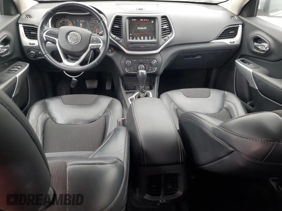 2018 Jeep Cherokee Latitude Plus with VIN 1C4PJLLB7JD605475, listed as a Copart auction lot 81552074 with 43,026 mi miles and Salvage title. Bid and sale history available at DreamBid. Image 8.
