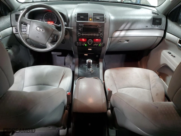 2009 Kia Borrego EX with VIN KNDJH741495035603, listed as a Copart auction lot 84233014 with 108,085 mi miles and Salvage Title. Bid and sale history available at carsss.com. Image 8.
