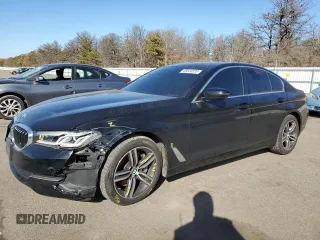 2022 BMW 5 Series 530i xDrive with VIN WBA13BJ06NCL06788, listed as a Copart auction lot 46544835 with 37,828 mi miles and Salvage Title. Bid and sale history available at carsss.com. Image 1.