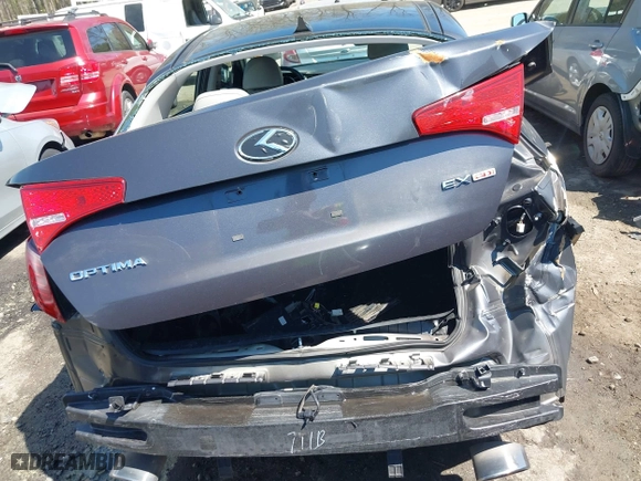 2011 Kia Optima EX with VIN KNAGN4A78B5175859, listed as a IAAI auction lot 41898170 with 176,167 mi miles. Bid and sale history available at carsss.com. Image 17.