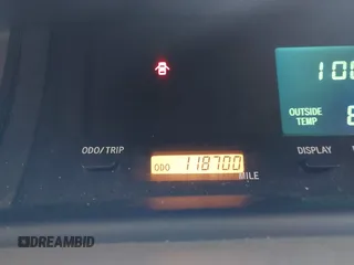 2000 Toyota Avalon XL z VIN 4T1BF28B7YU005222, wystawiony jako IAAI lot #42310903 z przebiegiem 118 700 mil mil oraz . Historia ofert i sprzedaży dostępna na DreamBid. Obrazek 7.