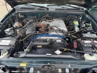 2000 Toyota 4Runner SR5 with VIN JT3HN86R2Y0263096, listed as a IAAI auction lot 41649205 with 284,195 mi miles. Bid and sale history available at carsss.com. Image 10.