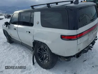 2023 Rivian R1S Adventure z VIN 7PDSGABA9PN015327, wystawiony jako IAAI lot #41484133 z przebiegiem Nie podano mil oraz . Historia ofert i sprzedaży dostępna na DreamBid. Obrazek 6.