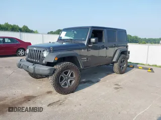 2018 Jeep Wrangler Unlimited Sport S with VIN 1C4BJWDG6JL854359, listed as a IAAI auction lot 42423170 with 84,470 mi miles and . Bid and sale history available at DreamBid. Image 18.
