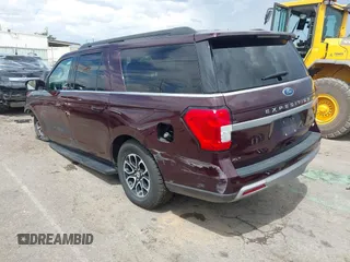 2024 Ford Expedition Max XLT with VIN 1FMJK1H85REA41962, listed as a IAAI auction lot 42737239 with 40,724 mi miles and . Bid and sale history available at DreamBid. Image 3.