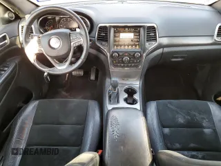 2017 Jeep Grand Cherokee Laredo with VIN 1C4RJFAG0HC910017, listed as a Copart auction lot 53092345 with 108,185 mi miles and Clean title. Bid and sale history available at DreamBid. Image 8.