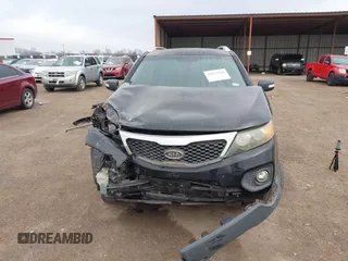 2011 Kia Sorento EX with VIN 5XYKU4A13BG057477, listed as a IAAI auction lot 41512528 with 127,923 mi miles. Bid and sale history available at carsss.com. Image 12.