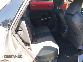 2024 Toyota bZ4X XLE z VIN JTMABACA5RA070254, wystawiony jako IAAI lot #42427736 z przebiegiem 5 718 mil mil oraz . Historia ofert i sprzedaży dostępna na DreamBid. Obrazek 8.