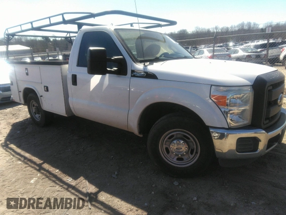 2016 Ford Super Duty F-250 SRW XL with VIN 1FDBF2A63GED32223, listed as a IAAI auction lot 41676297 with 160,239 mi miles. Bid and sale history available at carsss.com. Image 1.