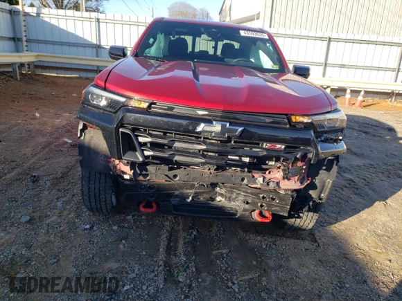 2024 Chevrolet Colorado 4WD Z71 with VIN 1GCPTDEK9R1128882, listed as a Copart auction lot 44118785 with 13,645 mi miles and Salvage Title. Bid and sale history available at carsss.com. Image 5.