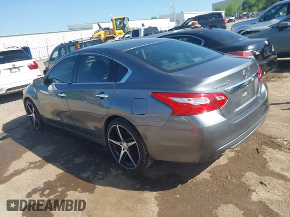 2016 Nissan Altima SL with VIN 1N4AL3AP0GC249504, listed as a IAAI auction lot 42092720 with 158,079 mi miles and . Bid and sale history available at carsss.com. Image 14.