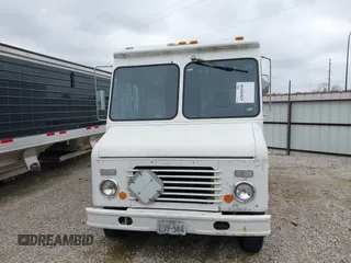 1986 Ford Econoline Cargo with VIN 1FCJE39H9GHC37114, listed as a IAAI auction lot 42030558 with 315,104 mi miles and . Bid and sale history available at DreamBid. Image 12.