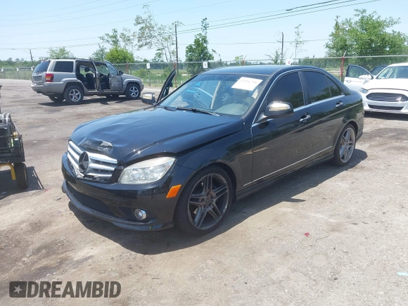 2009 Mercedes-Benz C 300 Sport z VIN WDDGF54X09F231689, wystawiony jako IAAI lot #42291790 z przebiegiem 143 573 mil mil oraz . Historia ofert i sprzedaży dostępna na DreamBid. Obrazek 16.