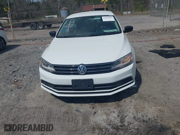 2015 Volkswagen Jetta Sedan 1.8T SE with VIN 3VWD17AJXFM249990, listed as a IAAI auction lot 41810073 with 127,683 mi miles. Bid and sale history available at carsss.com. Image 12.