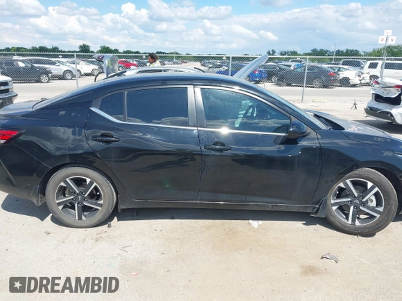 2024 Nissan Sentra SV with VIN 3N1AB8CV7RY248529, listed as a IAAI auction lot 42236147 with 22,284 mi miles and . Bid and sale history available at DreamBid. Image 13.
