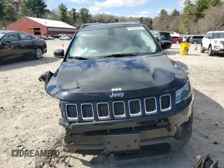 2019 Jeep Compass Latitude z VIN 3C4NJDBB5KT593286, wystawiony jako Copart lot #53249405 z przebiegiem 79 573 mil mil oraz Szkoda całkowita • Salvage title. Historia ofert i sprzedaży dostępna na DreamBid. Obrazek 5.