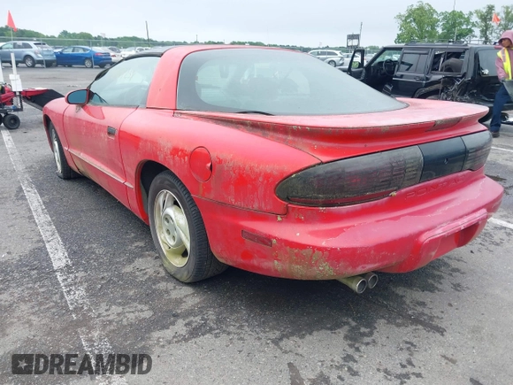 1994 Pontiac Firebird Formula z VIN 2G2FV22P2R2250731, wystawiony jako IAAI lot #42197238 z przebiegiem 97 175 mil mil oraz . Historia ofert i sprzedaży dostępna na DreamBid. Obrazek 3.