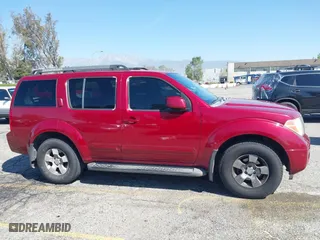 2006 Nissan Pathfinder SE with VIN 5N1AR18U66C614013, listed as a IAAI auction lot 42004323 with 139,868 mi miles. Bid and sale history available at carsss.com. Image 13.