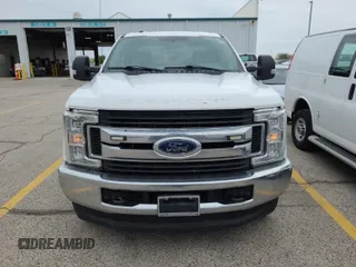 2018 Ford F-250 XL with VIN 1FD7X2B60JEB74688, listed as a IAAI auction lot 42610468 with 225,435 mi miles and . Bid and sale history available at DreamBid. Image 8.