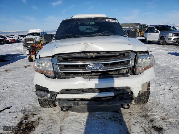 2017 Ford Expedition XLT with VIN 1FMJU1JT5HEA67307, listed as a Copart auction lot 87284714 with 139,311 mi miles and Salvage Title. Bid and sale history available at carsss.com. Image 5.