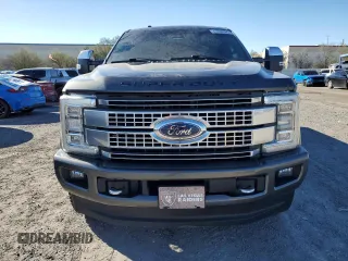 2017 Ford F-350 Platinum with VIN 1FT8W3BT2HEF16434, listed as a Copart auction lot 47240165 with 99,219 mi miles and Salvage Title. Bid and sale history available at DreamBid. Image 5.