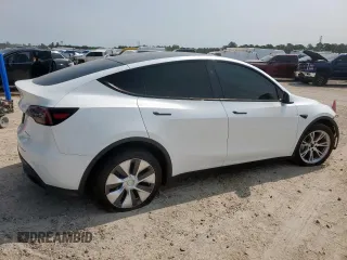 2024 Tesla Model Y Long Range с VIN 7SAYGDEE5RA261374, выставлен на аукционе Copart как лот 57666185 с пробегом 30 174 миль миль и Списание • Salvage title. История ставок и продаж доступна на DreamBid. Изображение 3.