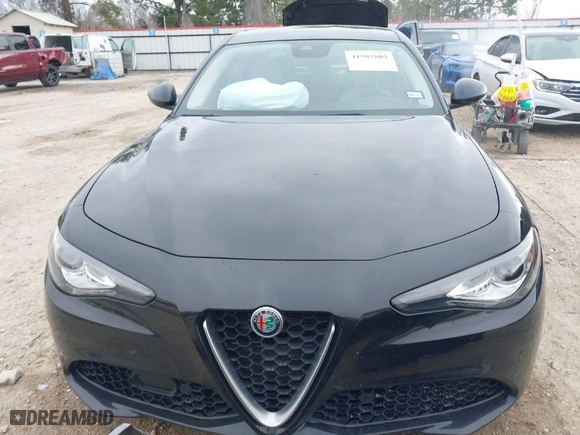 2021 Alfa Romeo Giulia Ti Sport with VIN ZARFAMBN9M7642713, listed as a IAAI auction lot 41585802 with 1 mi miles. Bid and sale history available at carsss.com. Image 12.