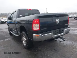 2022 Ram 2500 Big Horn with VIN 3C6UR5DL9NG104389, listed as a IAAI auction lot 41298402 with 62,525 mi miles. Bid and sale history available at carsss.com. Image 3.