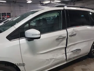 2018 Honda Odyssey Elite with VIN 5FNRL6H96JB027498, listed as a IAAI auction lot 41934458 with 80,653 mi miles. Bid and sale history available at carsss.com. Image 6.