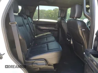 2019 Ford Expedition XLT z VIN 1FMJU1HT6KEA76353, wystawiony jako Copart lot #57823505 z przebiegiem 91 679 mil mil oraz Szkoda całkowita • Salvage title. Historia ofert i sprzedaży dostępna na DreamBid. Obrazek 11.