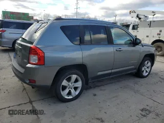 2013 Jeep Compass Latitude with VIN 1C4NJDEB0DD261731, listed as a Copart auction lot 48151495 with 189,985 mi miles and Clean Title. Bid and sale history available at carsss.com. Image 3.