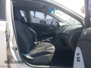 2016 Hyundai Accent SE with VIN KMHCT5AE5GU279763, listed as a IAAI auction lot 42110991 with 136,291 mi miles. Bid and sale history available at carsss.com. Image 5.