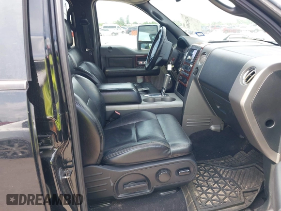2007 Ford F-150 XLT with VIN 1FTPW14V77KD13117, listed as a IAAI auction lot 42422886 with 210,961 mi miles and . Bid and sale history available at DreamBid. Image 5.