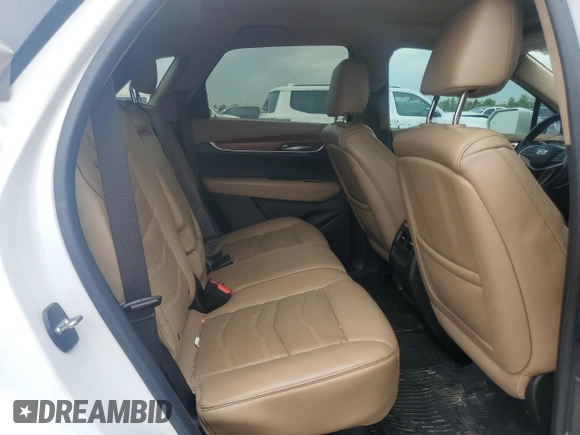 2017 Cadillac XT5 Platinum AWD с VIN 1GYKNFRS0HZ292722, выставлен на аукционе Copart как лот 50487525 с пробегом 101 930 миль миль и Чистый • Clean title. История ставок и продаж доступна на DreamBid. Изображение 11.