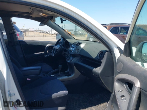 2007 Toyota RAV4 Sport with VIN JTMZD32VX76034251, listed as a IAAI auction lot 42662222 with 166,743 mi miles and . Bid and sale history available at DreamBid. Image 5.