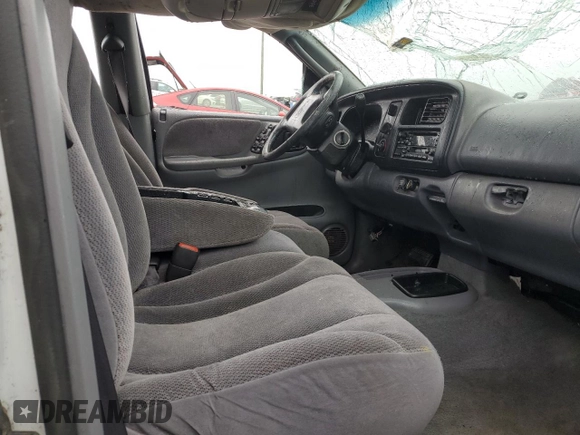 2000 Dodge Dakota Sport z VIN 1B7GL2AX7YS640249, wystawiony jako Copart lot #55989395 z przebiegiem Nie podano mil oraz Nie do naprawy • Non repairable. Historia ofert i sprzedaży dostępna na DreamBid. Obrazek 7.
